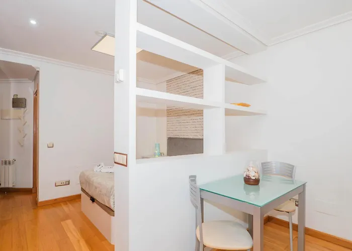 Ybh Cuba 26, 2 * Vigo