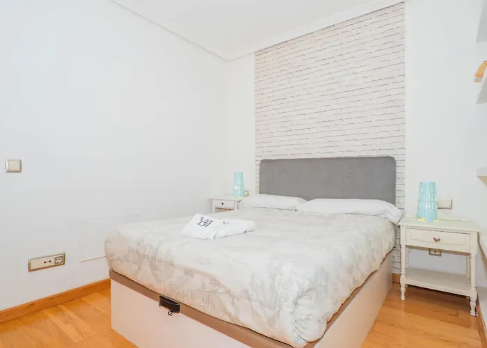 Lägenhet Ybh Cuba 26, 2 *